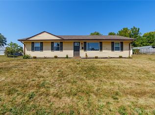 703 Cliffside Dr, New Carlisle, OH 45344