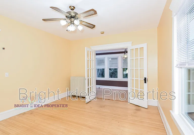 2104 Emerson Ave S #2 — Photo 11