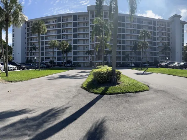 3100 N Palm Aire Drive #304, Pompano Beach, FL 33069