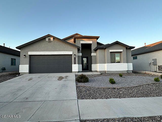 1st image of 13684 Lago Vista Ave
