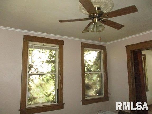5th image of 901 E Kinsey St