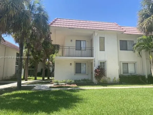 16199 Saddle Club Rd #201, Fort Lauderdale, FL 33326