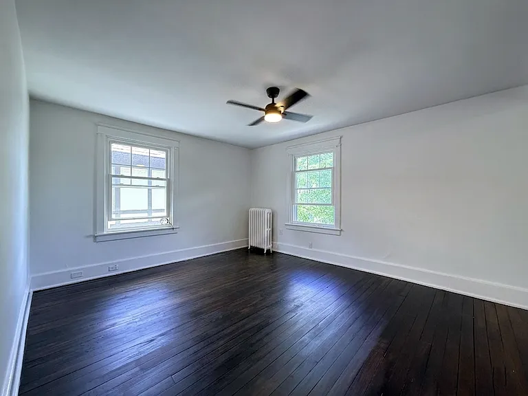 1107 W Broad St #2 — Photo 12