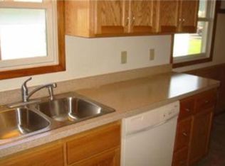 7431 Able St NE, Fridley, MN 55432