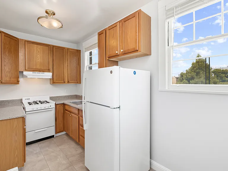 75 Gough St #17 — Photo 6
