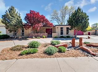 7624 Spring Ave NE, Albuquerque, NM 87110