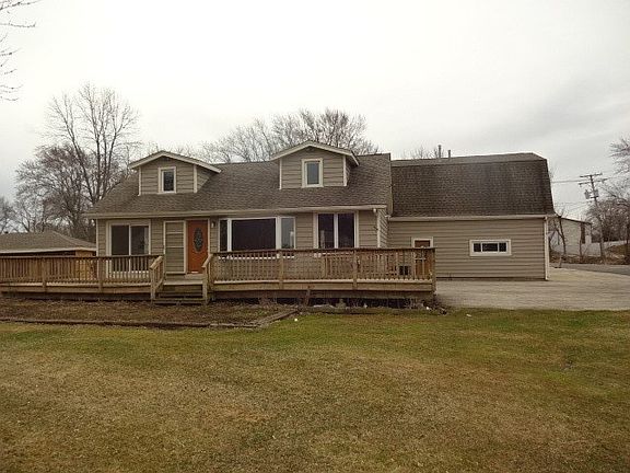 2nd image of 40471 N Bluff Dr