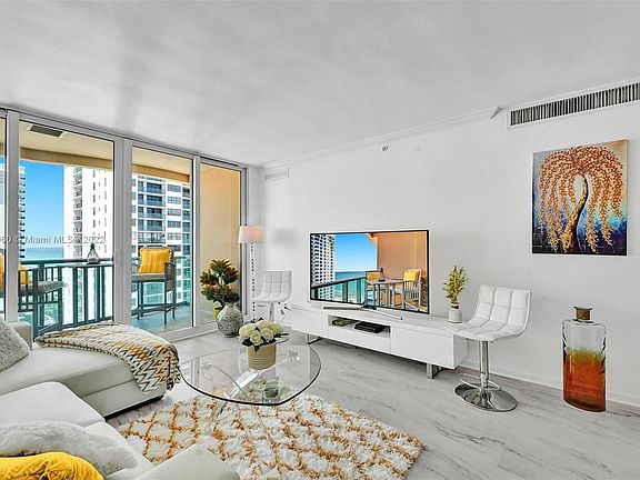 5th image of 2501 S Ocean Dr #Penthouse 2