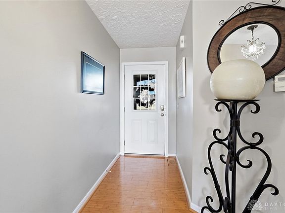 5th image of 4019 Fieldsedge Dr