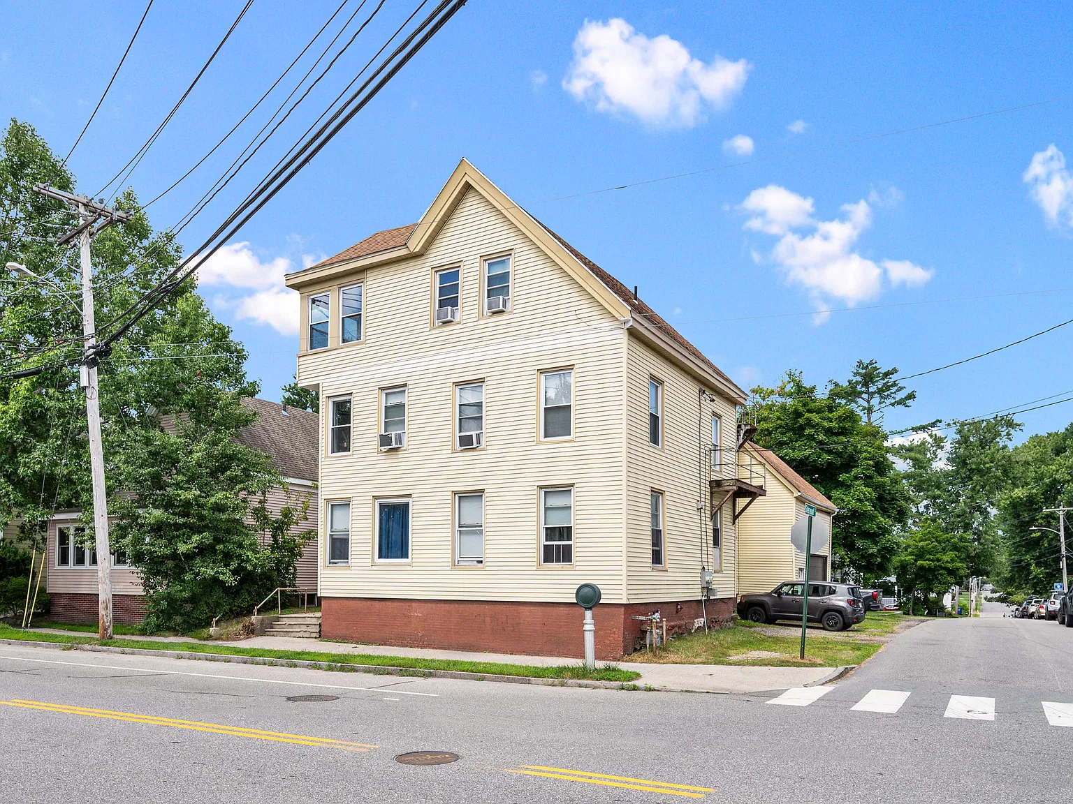 38 Veranda St — Photo 1
