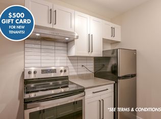 165 Edmonton Ave #103, Penticton, BC V2A2G9