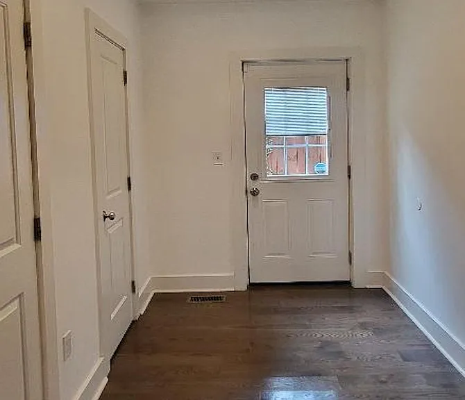 1728 N Stillman St — Photo 8