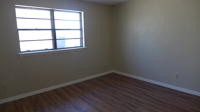 3907 Harmony St — Photo 11