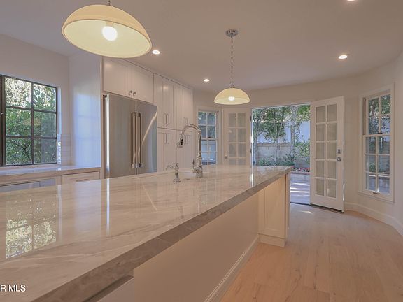 2nd image of 3008 Shadow Brook Ln