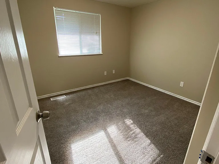 4636 N Bristol St — Photo 9