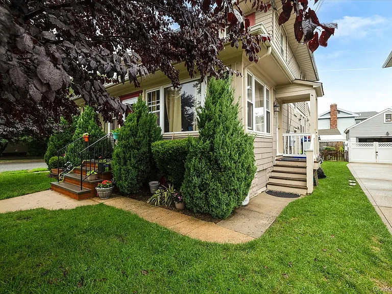 127 Smith St #2 — Photo 12