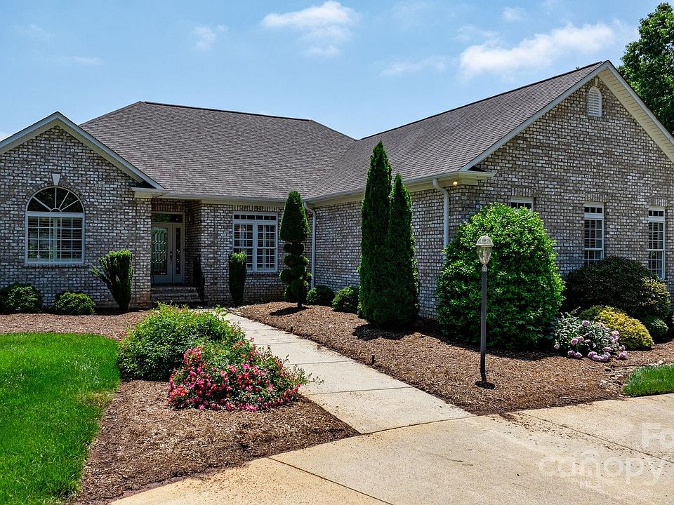 1st image of 4209 Rainbow Hills Dr