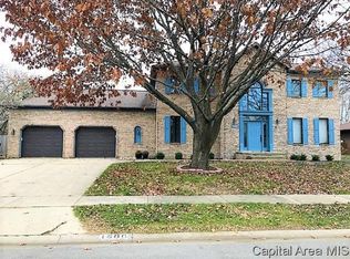 1600 Bent Oak Dr, Springfield, IL 62704