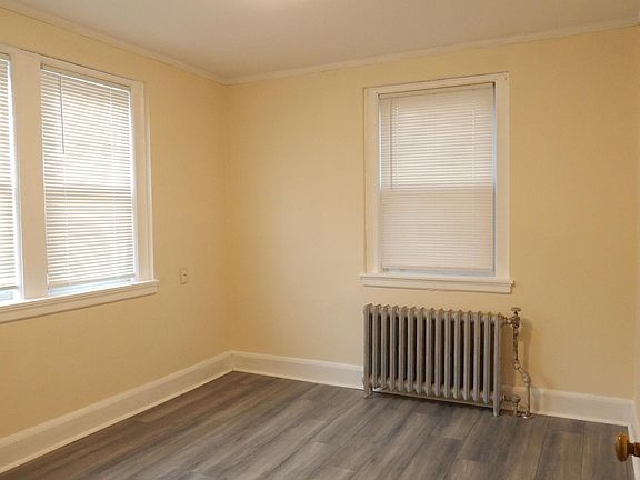 3rd image of 195 Thomas Burgin Pkwy #304AAA