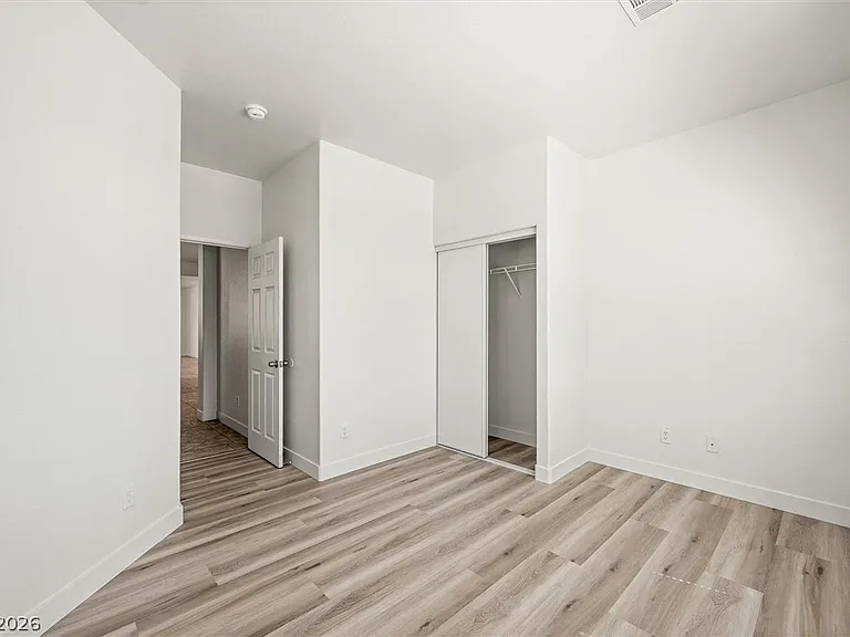 5618 Indian Springs St — Photo 33