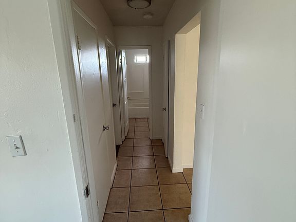5th image of 3866.5 41st St