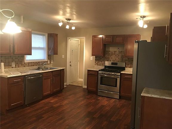 2nd image of 3833 N Irvington Ave