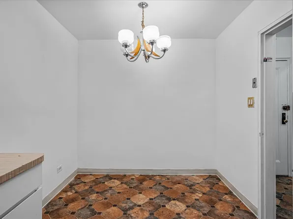 144-55 Melbourne Avenue image 16 of 19