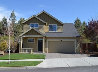 20963 NE Rock Park Dr, Bend, OR 97701