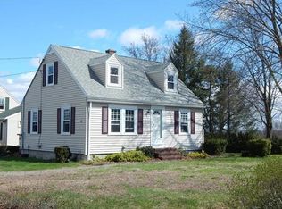 18 Mount Auburn St, Lawrence, MA 01843