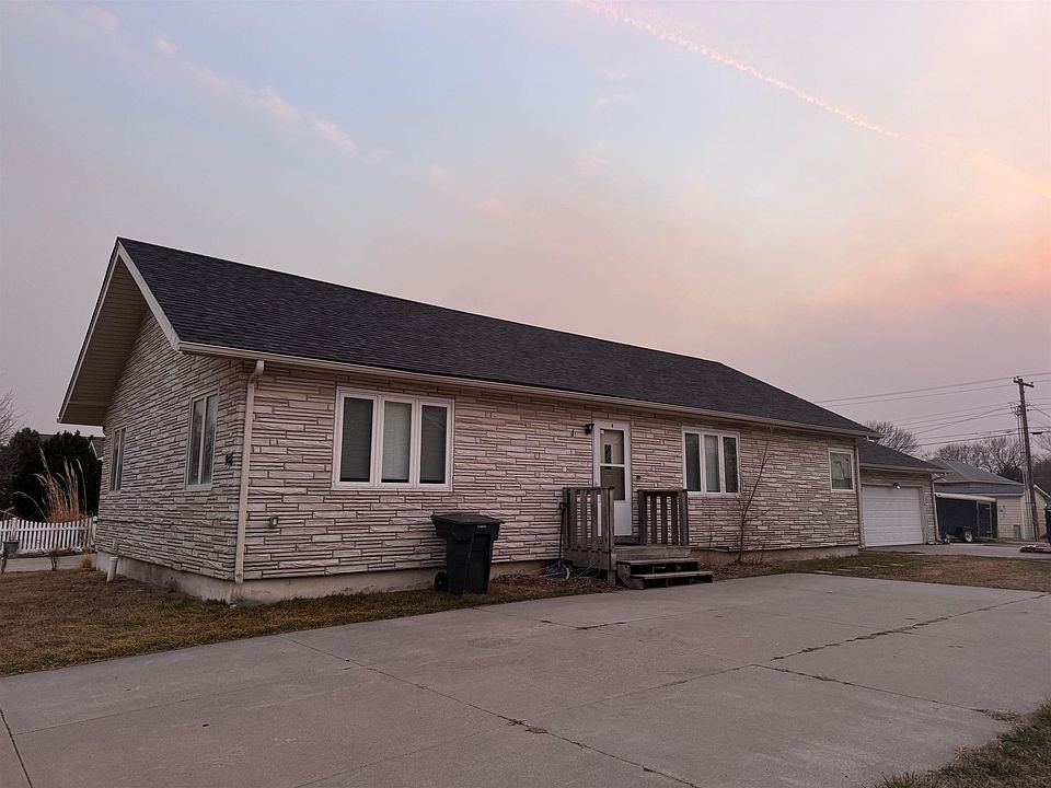 1st image of 918 C Ave