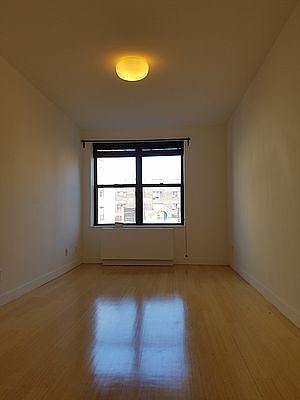 4th image of 252 E 2nd St APT 5D