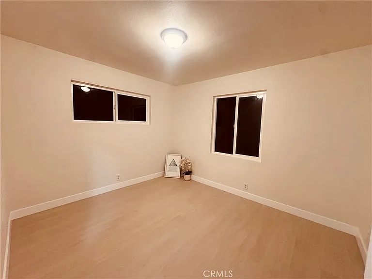 12431 Merrill St — Photo 15