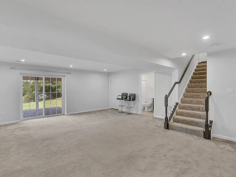 507 Audrey Ct — Photo 16