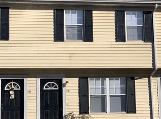 1100 Pineland Ave APT 2E, Hinesville, GA 31313