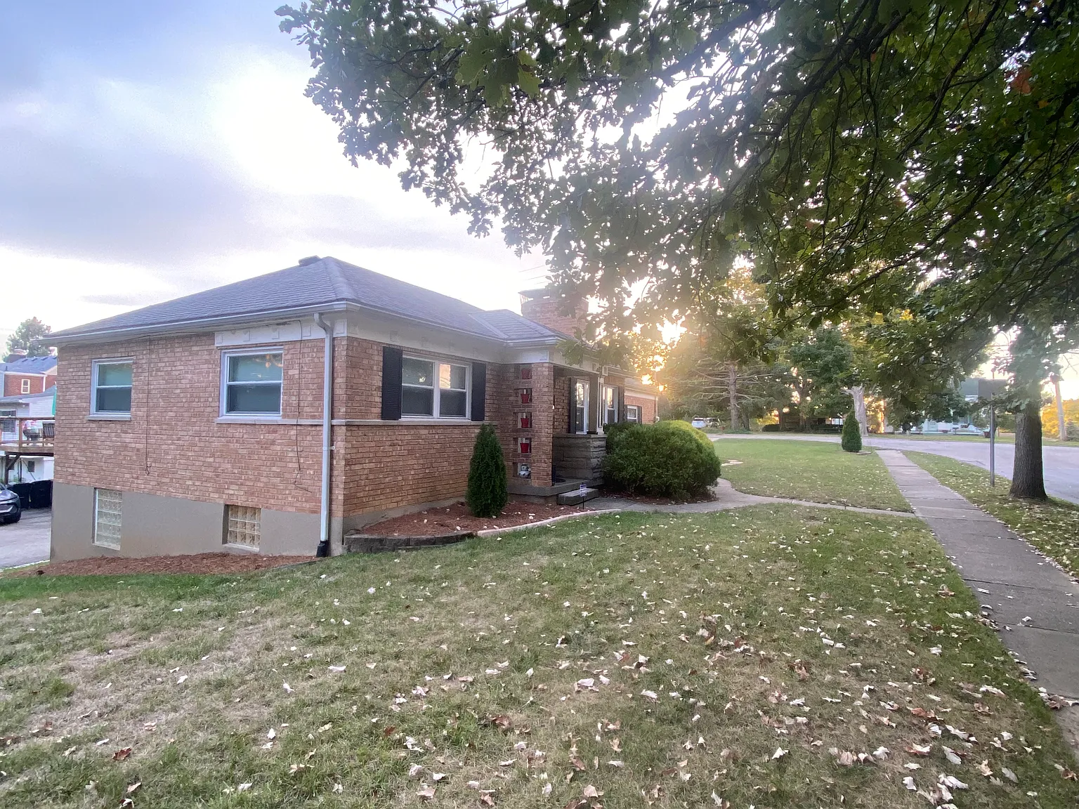 5622 Vogel Rd — Photo 4