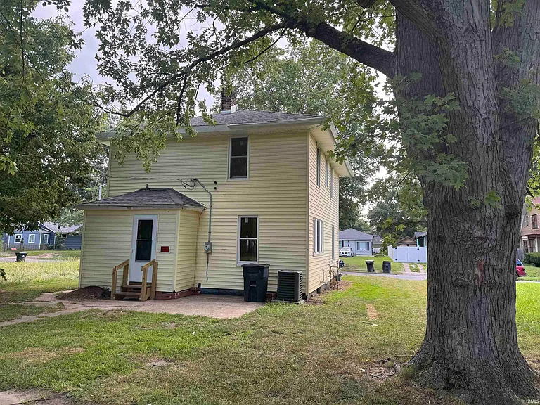 1134 N Johnson St — Photo 23
