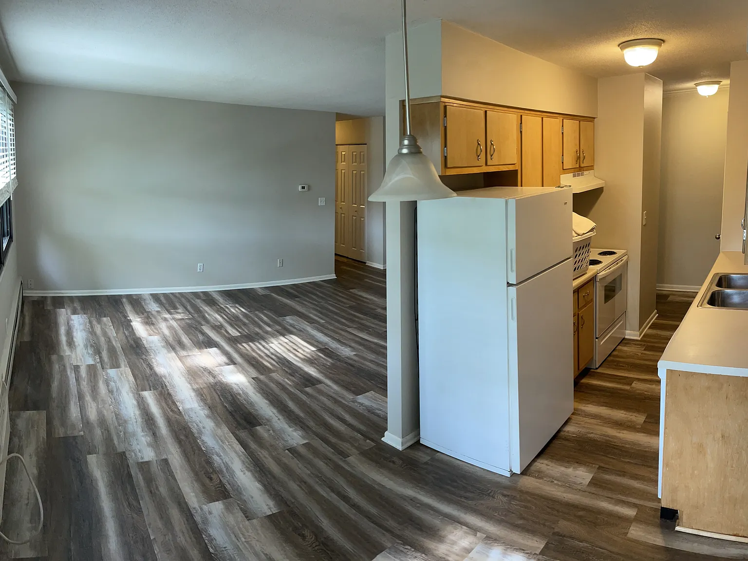 2 bed, 925 sqft, $1,550 — Photo 4