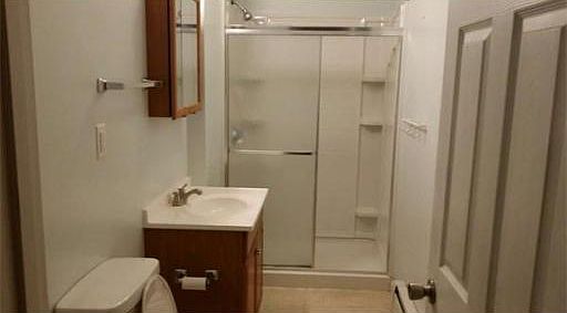 2nd image of 438 S Main St APT 3