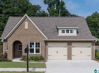 139 Avondale Ln, Pell City, AL 35128