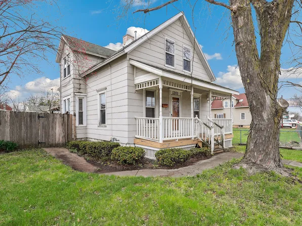 1203 N Broadway St, Joliet, IL 60435