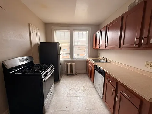 405 Main St #12 Photo 1