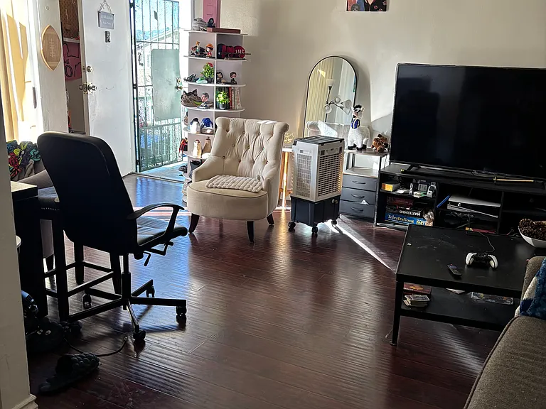 4702 W 17th St #5 — Photo 5