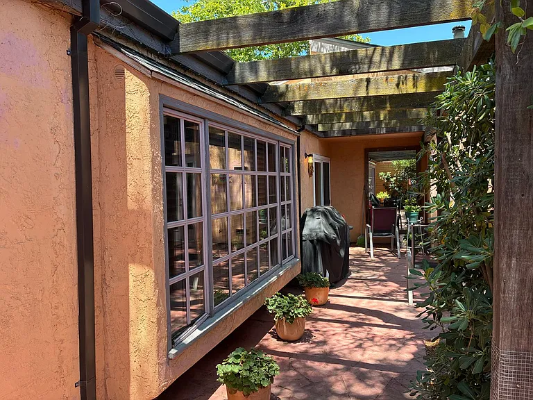 2125 Bueno Dr — Photo 24