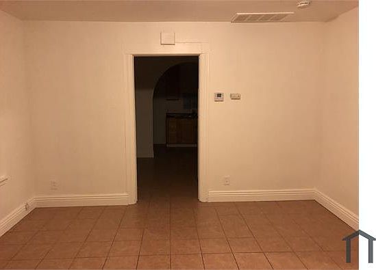 1st image of 184 N Autumn St #A