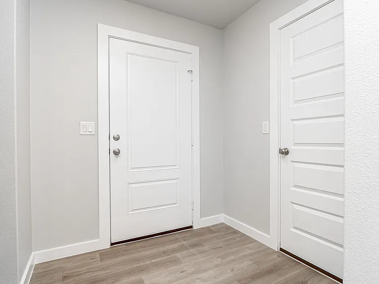 2912 Pitchfork Rd — Photo 3