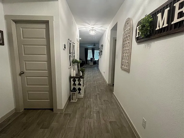 827 Teal Moon Dr — Photo 3