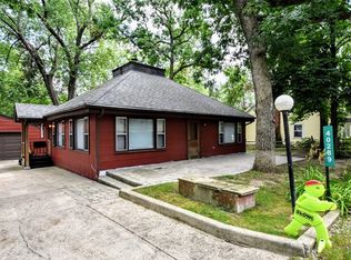 40289 N Oak Dr, Antioch, IL 60002