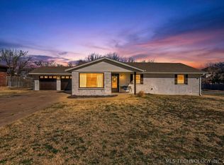 6720 Dorsett Dr, Bartlesville, OK 74006