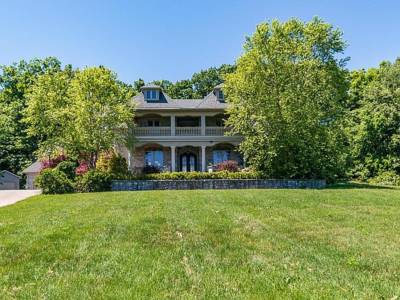 2nd image of 41079 Spring Hill Dr