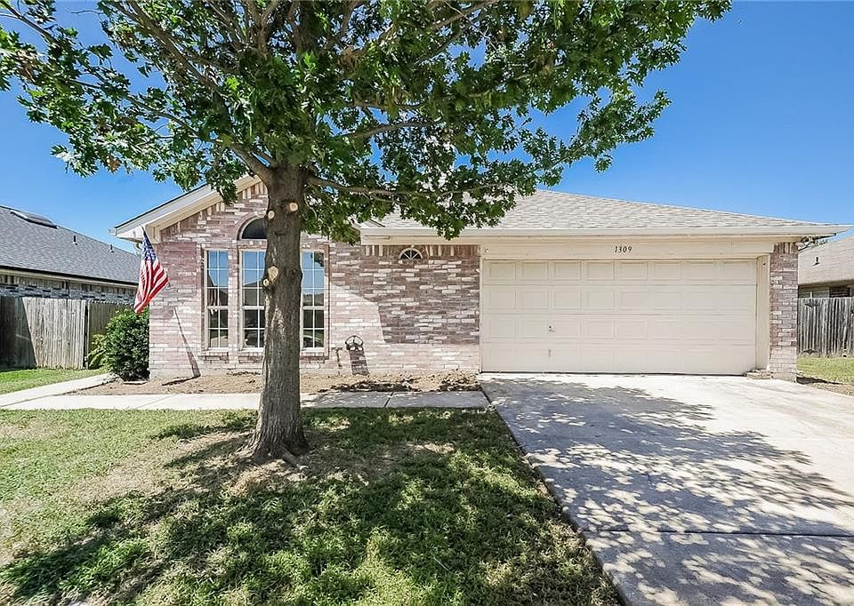 1st image of 1309 Gray Dawn Dr
